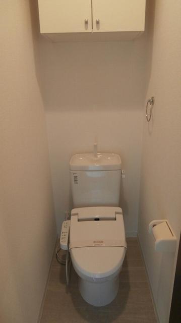 メゾンクレール（304） トイレ