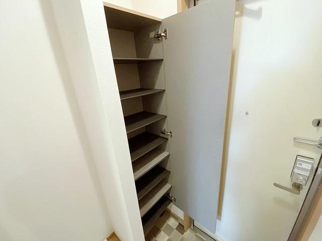 PALACE ADONIS（102） 部屋画像