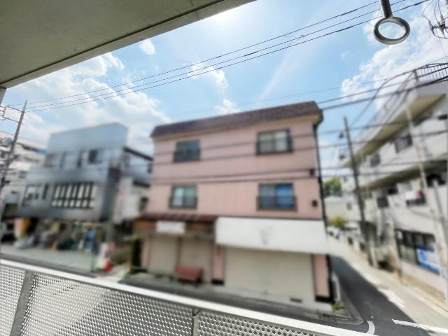 クローバー八番館（205） バルコニー