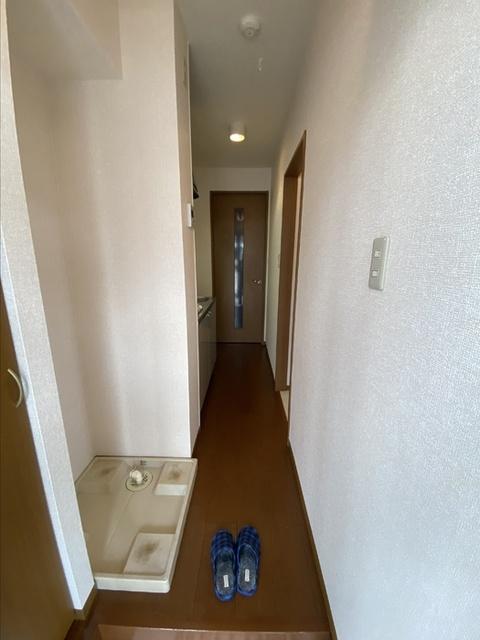 モンテローザ（102） 玄関