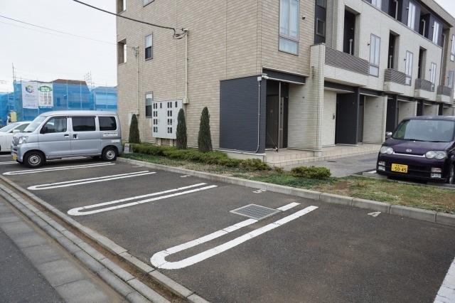 コズカ　アロッジオ（305） 駐車場