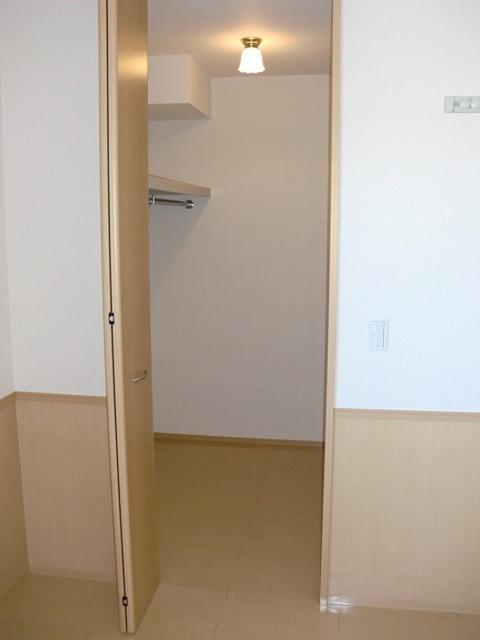 ガーデンホームズ神明（203） 部屋画像