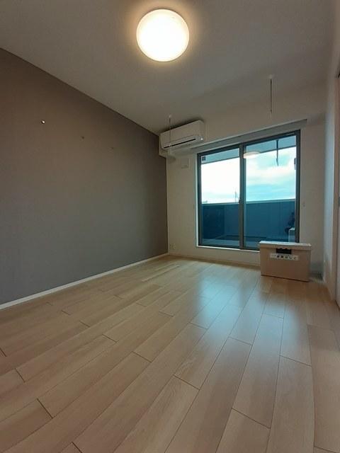 シュトラール（303） 室内