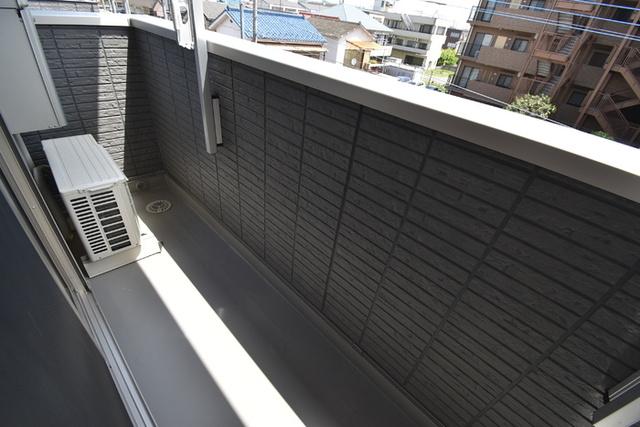 アネモネ元本郷（301） バルコニー