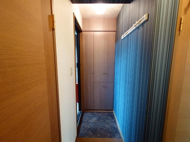 ストーク吉野（102） 玄関