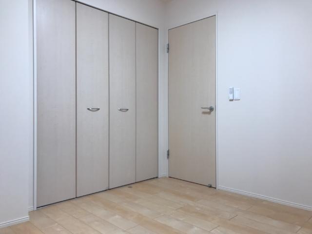 エクセレンスII 室内