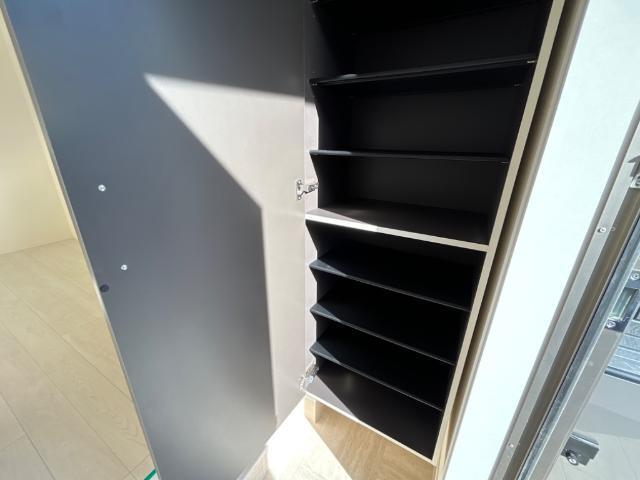 レヴメゾン神山弐番館 部屋画像