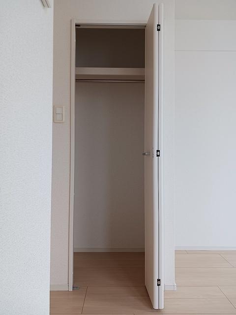 ハピネス　パラシオン（207） 室内
