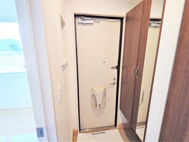 ヴェルデハイツ（103） 玄関