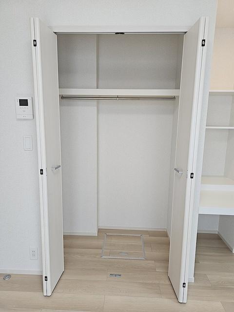 サンダーソニア（101） 収納