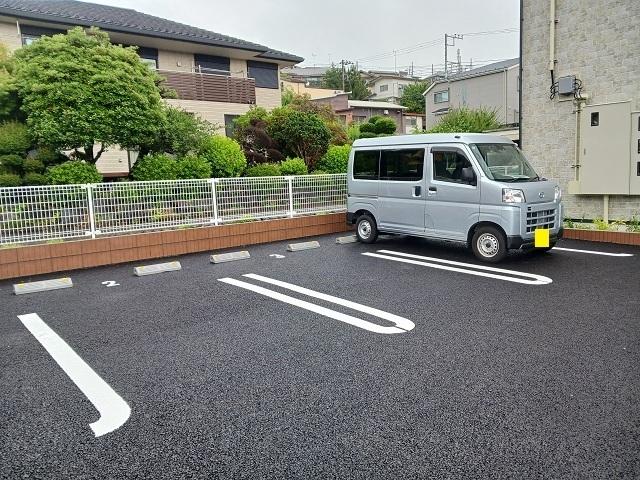 ソナーレ（202） 駐車場