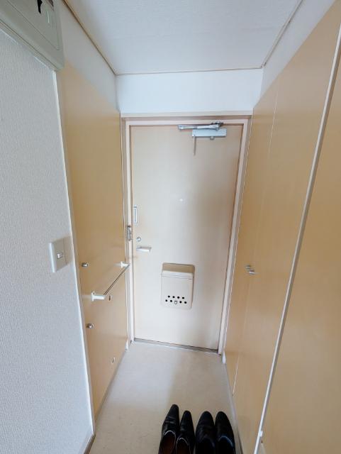 エトワール武蔵境（403） 玄関