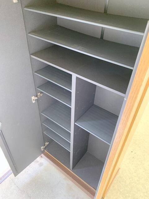 コーポみなと（302） 収納