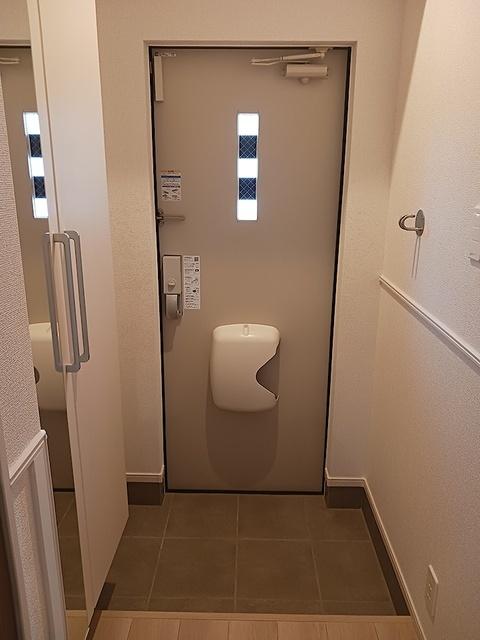 サン番館（101） 玄関