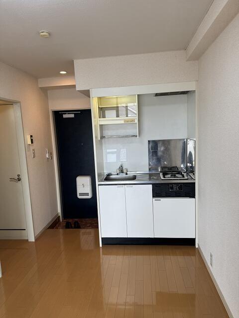グランデ国立（302） 室内