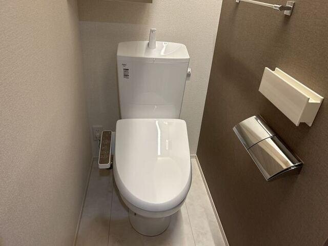 D-ROOM寺町（202） トイレ