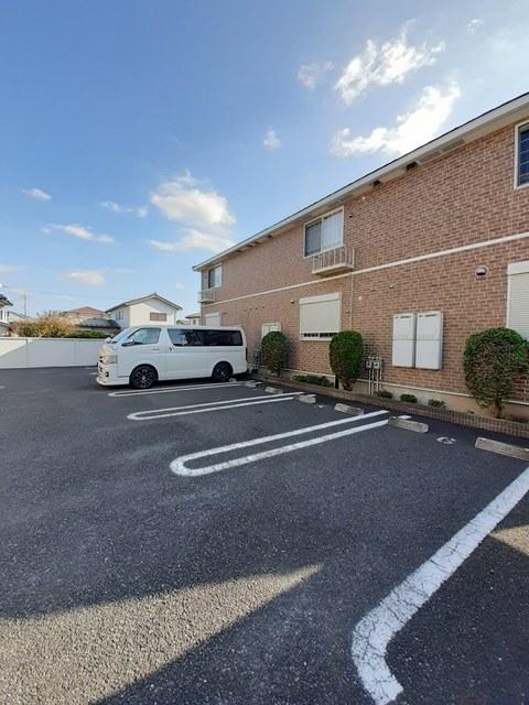 グレース　オーキッド・Ｓ　Ａ棟（202） 駐車場