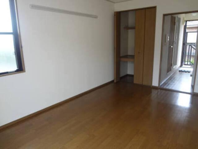 ヴィラ・ファミーユ　B（B208） 部屋画像