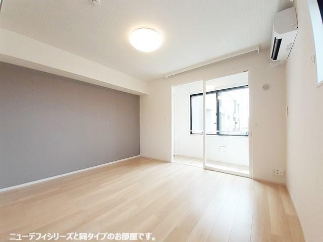 アヴニール（103） 室内