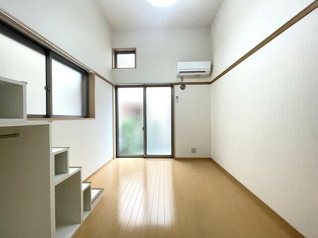 Ｂｌｕｅ　Ｗｅｌｌ（103） 室内