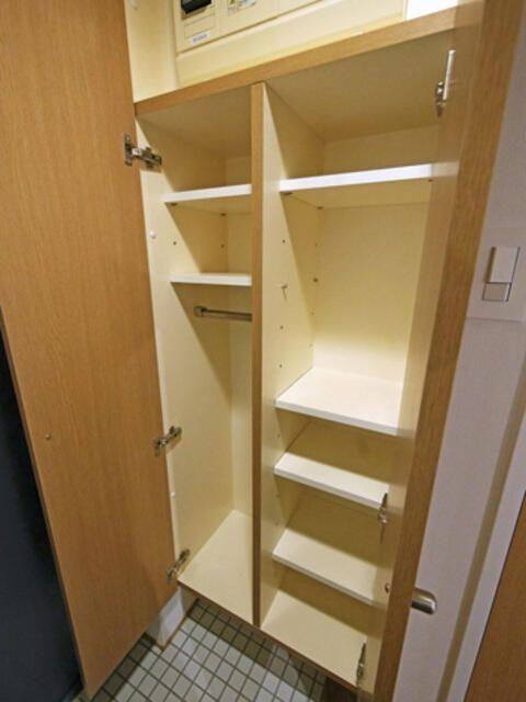 ビイルーム小金井（506） 収納