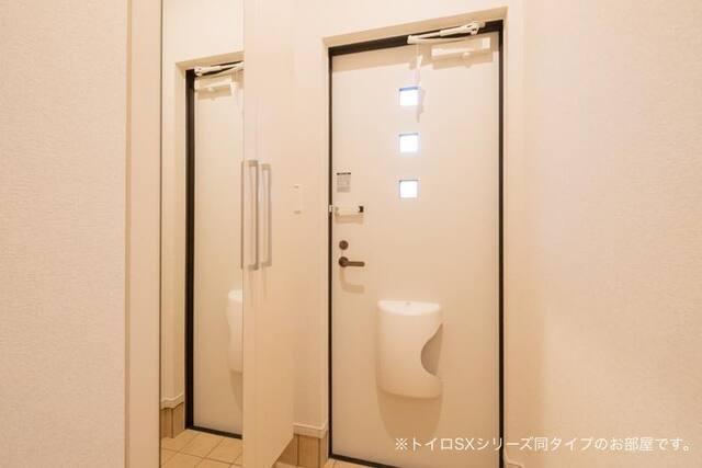 メゾン　ヒヨリ（202） 玄関