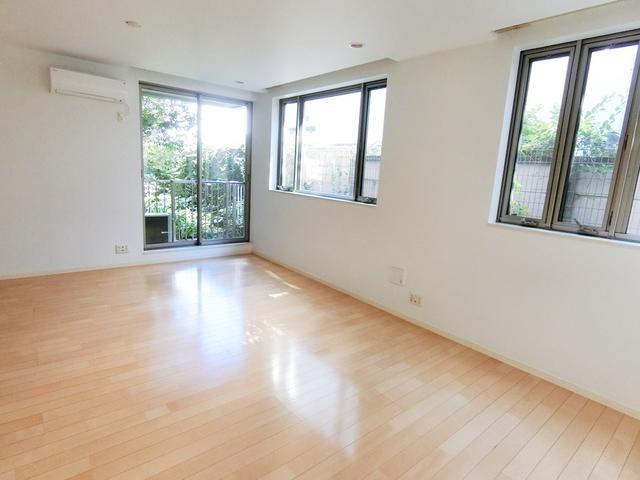 渋谷区本町マンション リビング