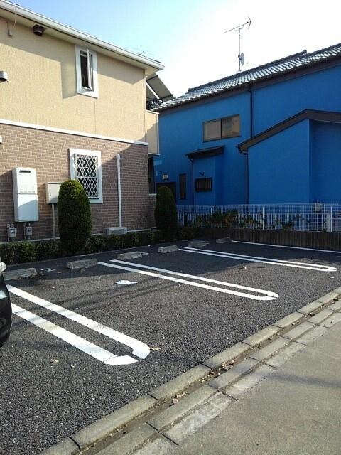 アロッジオ　ヴィオラ（104） 駐車場