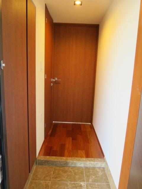 港区南麻布マンション 玄関