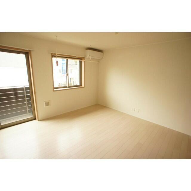 調布市菊野台アパート リビング