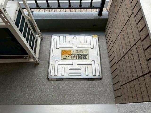 新宿区西新宿マンション バルコニー