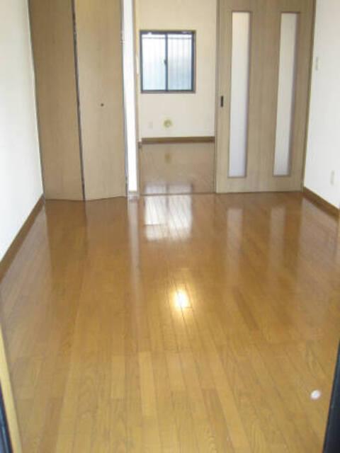 グランシャリオ（202） 部屋画像