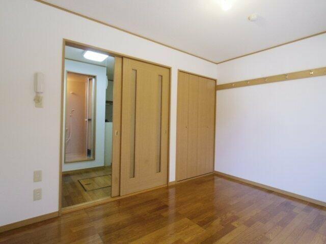 プラネット吉祥寺Ⅱ（101） リビング
