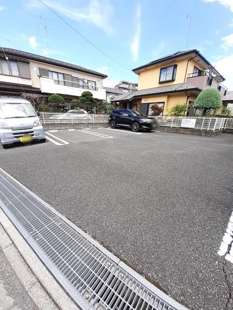 アクティブⅡ（202） 駐車場