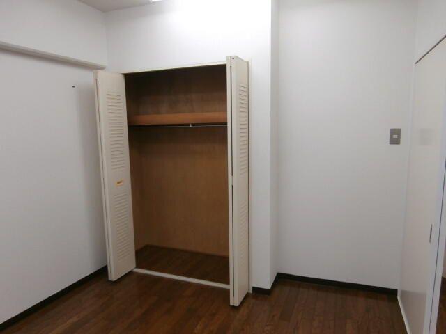 新宿区西新宿マンション 収納