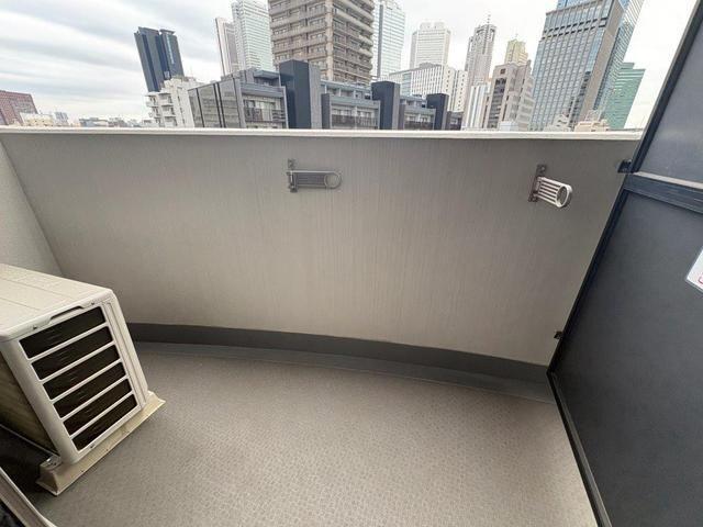 新宿区北新宿マンション バルコニー