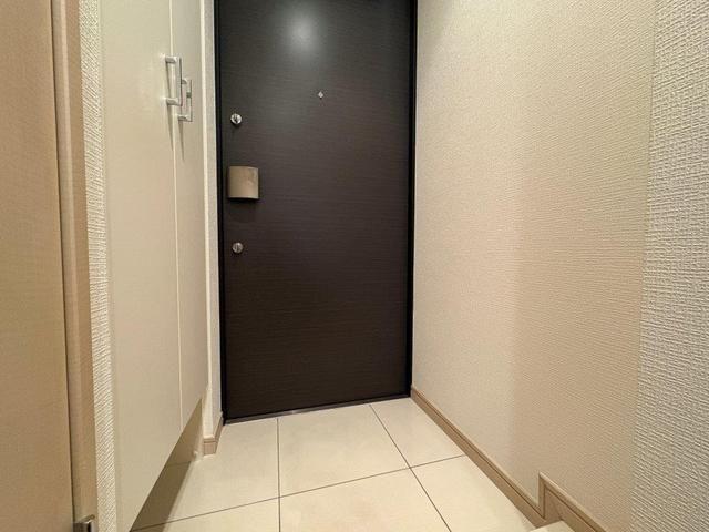 新宿区北新宿マンション 玄関