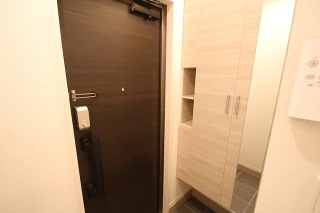 グラナーデ扇Ⅲ（105） 玄関