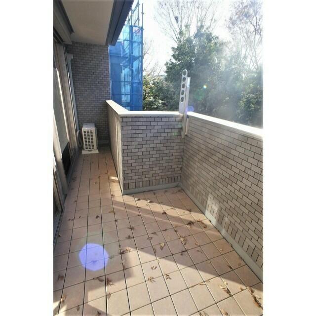 杉並区和田一戸建 バルコニー
