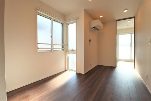 セレスティア中台 Ⅲ（302） 部屋画像