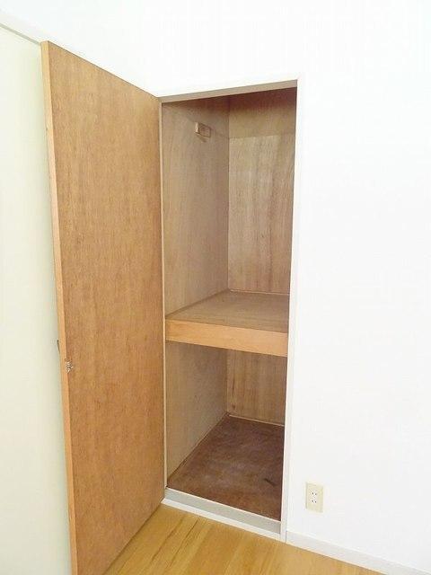 サンフローレンス（102） 収納
