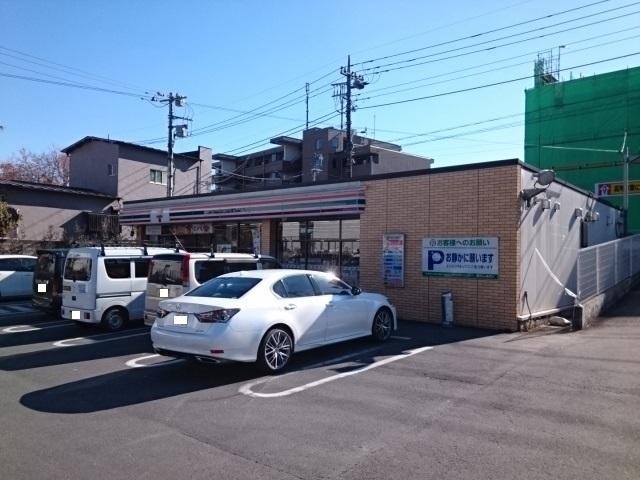 セブンイレブン：500m