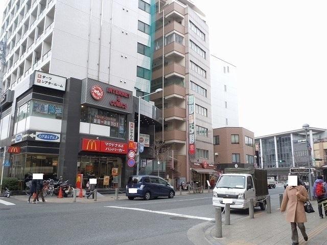 マクドナルド：850m