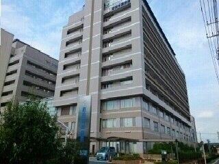 町田市民病院：740m
