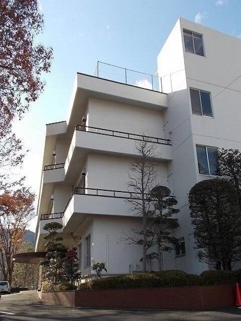 青梅三慶病院：250m