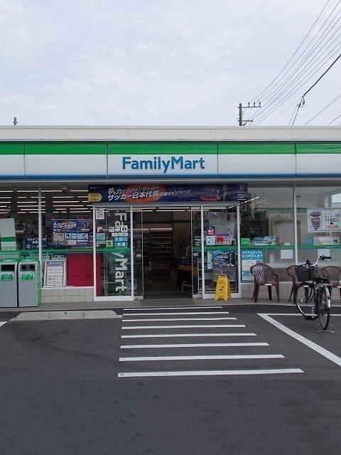 ファミリーマート拝島駅北店：300m