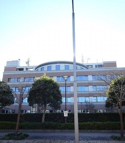 昭島市役所：750m