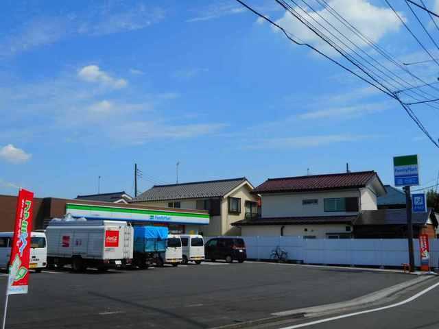 ファミリーマート：400m