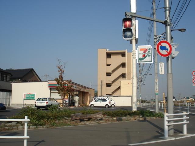 セブンイレブン日野一番橋店：886m