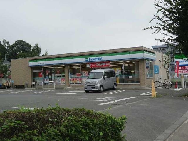 ファミリーマート：400m